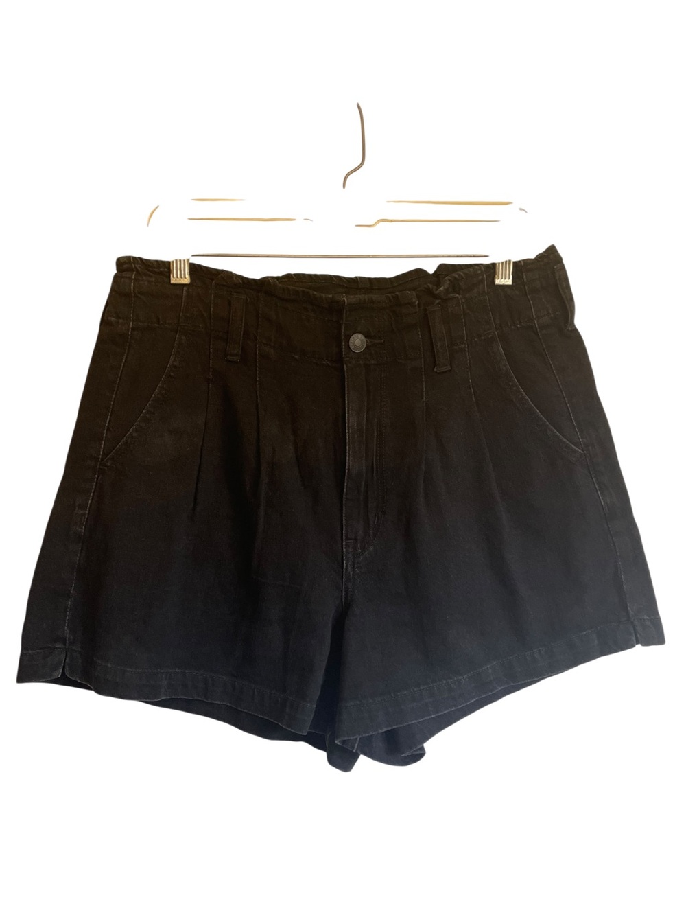American Eagle High-Waisted Denim Pleated Mom Shorts NWT